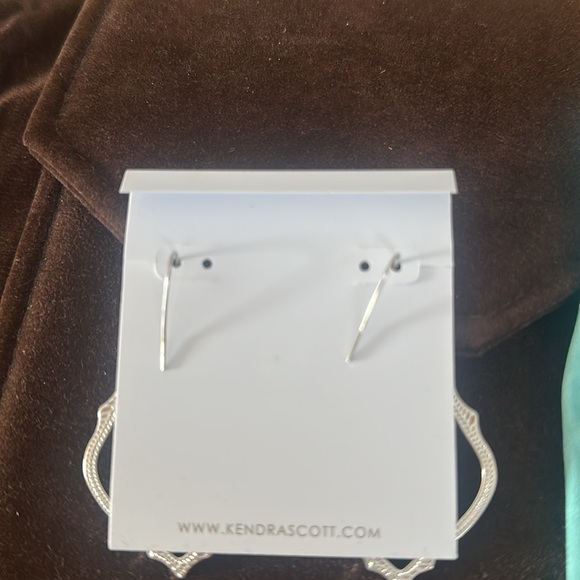 Kendra Scott silver earrings - Picture 3 of 3